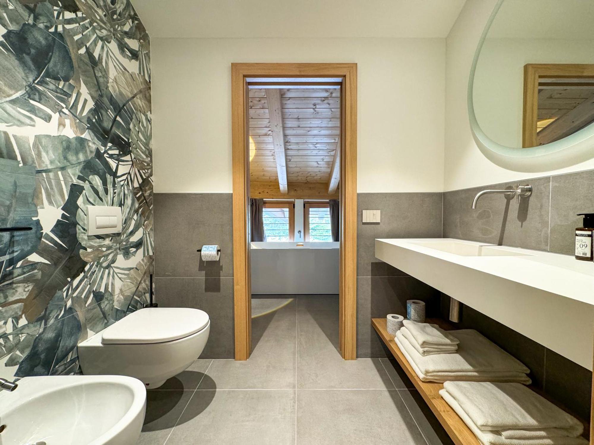 Vivi Suites & Spa - Boutique Guest House Molveno Exterior photo