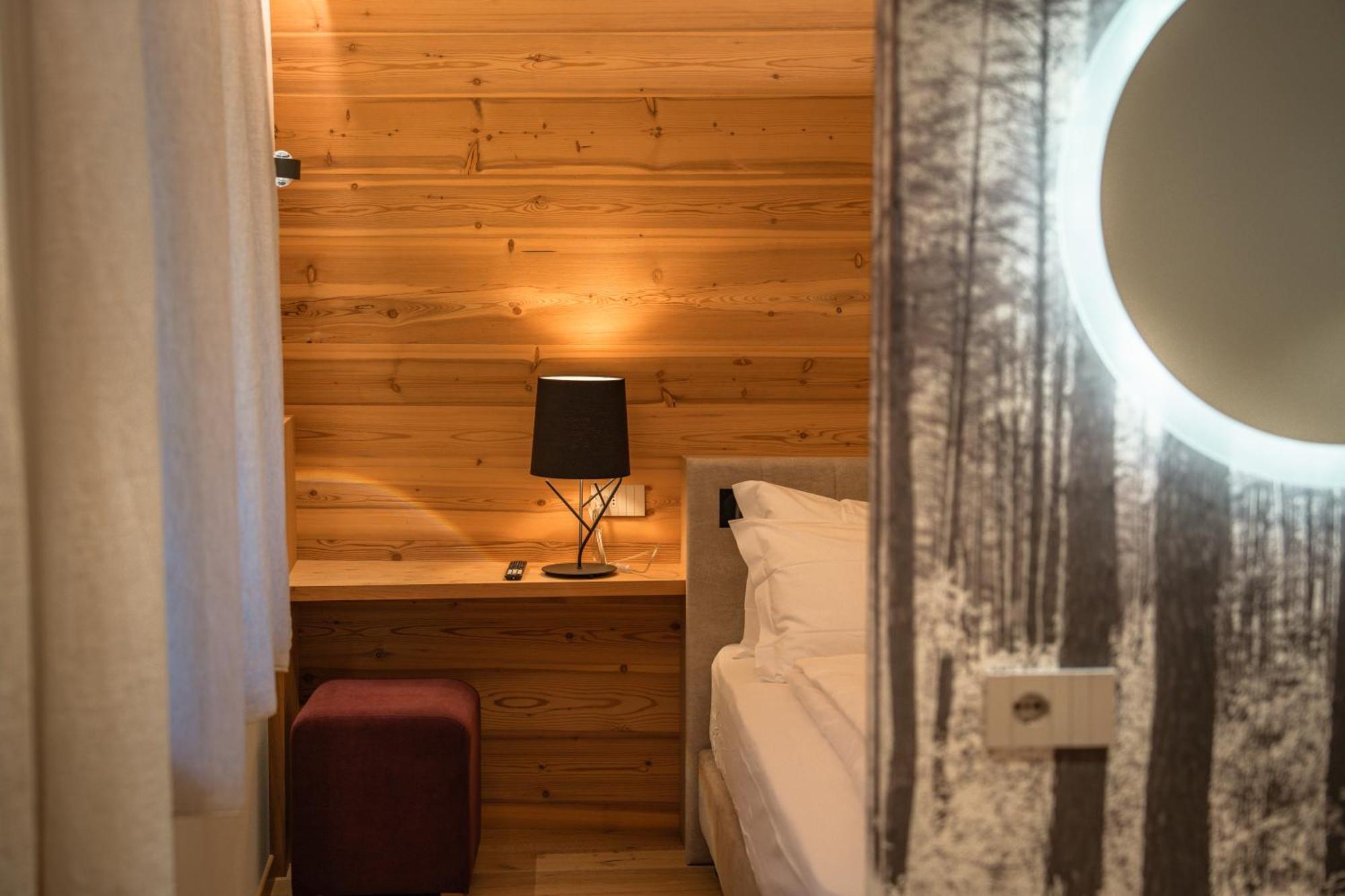 Vivi Suites & Spa - Boutique Guest House Molveno Exterior photo