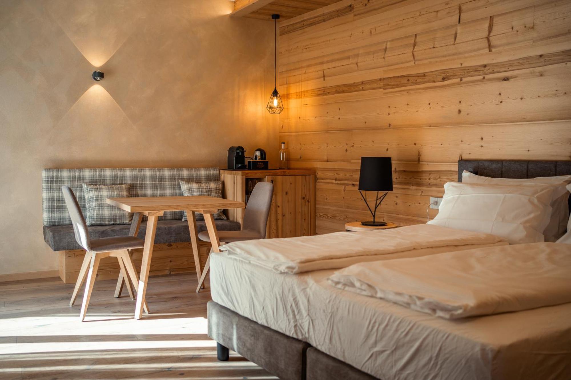 Vivi Suites & Spa - Boutique Guest House Molveno Exterior photo