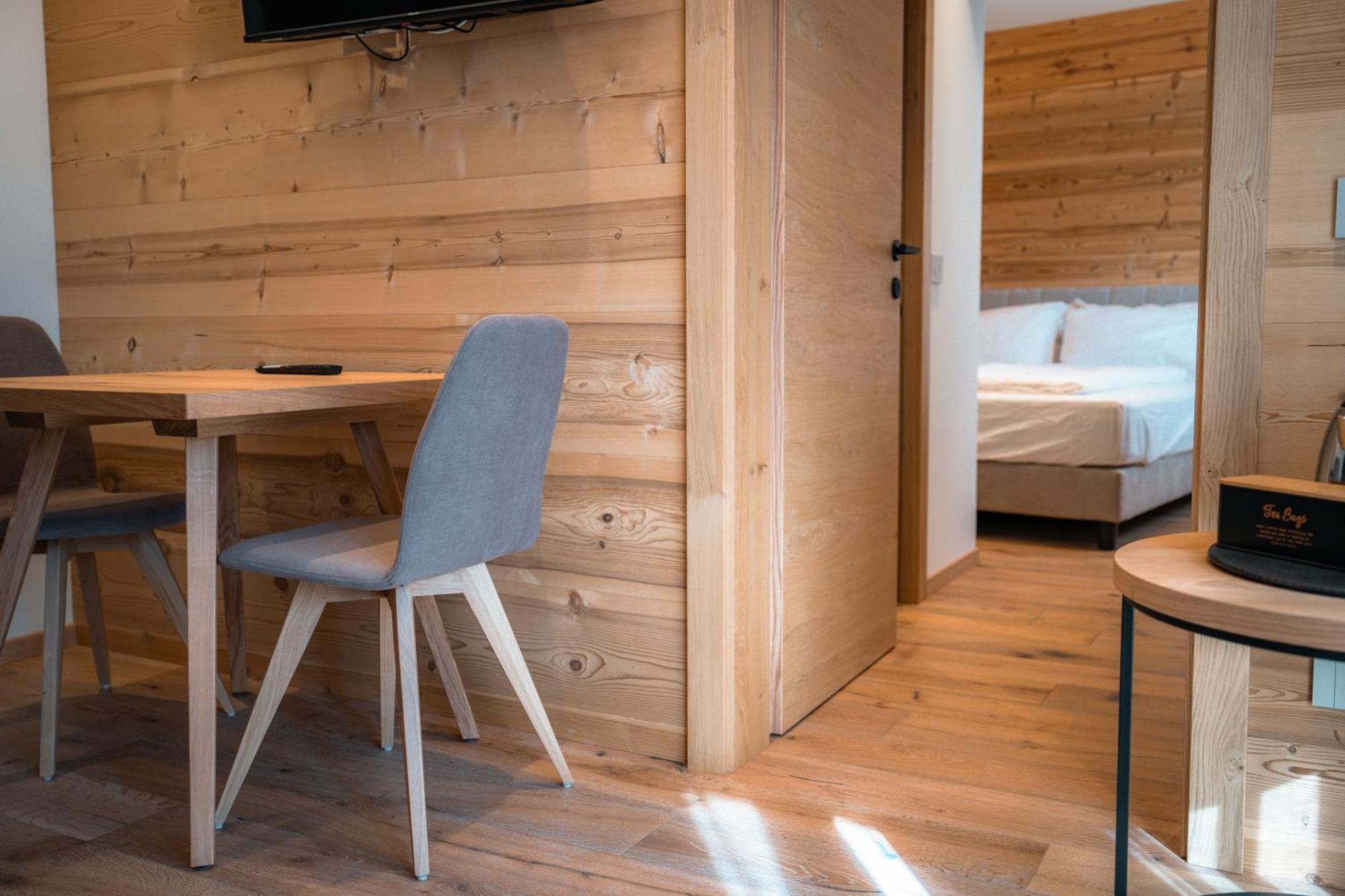 Vivi Suites & Spa - Boutique Guest House Molveno Exterior photo