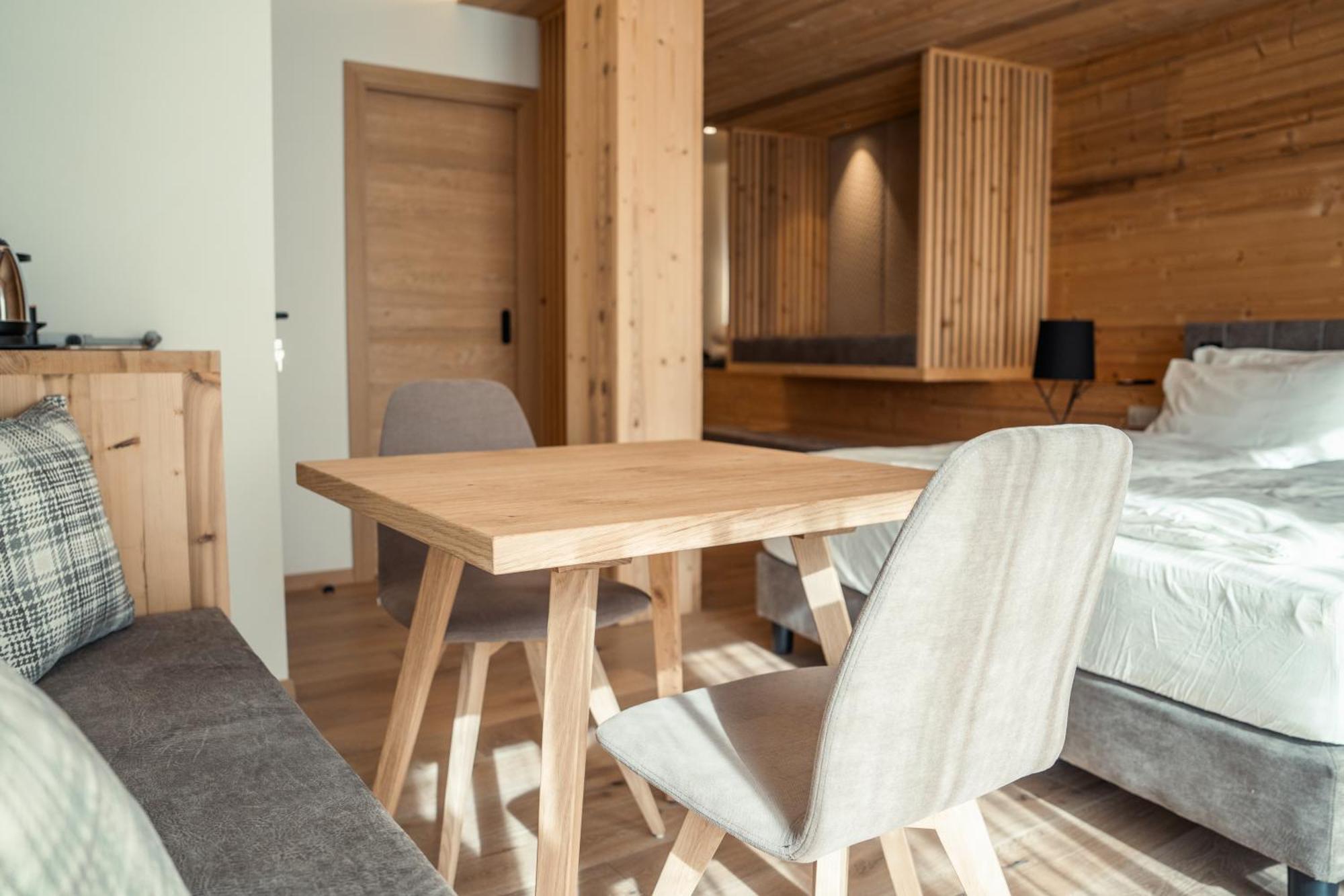Vivi Suites & Spa - Boutique Guest House Molveno Exterior photo